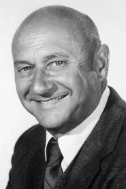 Donald Pleasence — Adrian Carsini